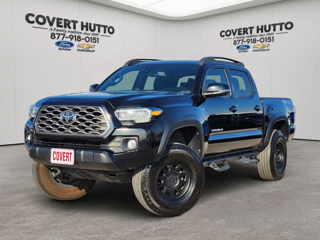 2022 Toyota Tacoma TRD Sport — photo 1 of 13