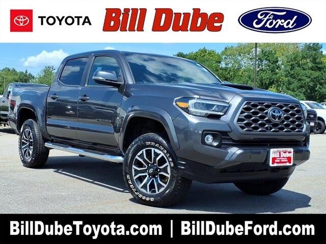 2023 Toyota Tacoma TRD Sport — photo 1 of 39