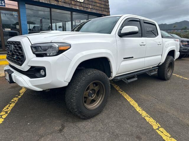 2023 Toyota Tacoma SR V6 — photo 1 of 13