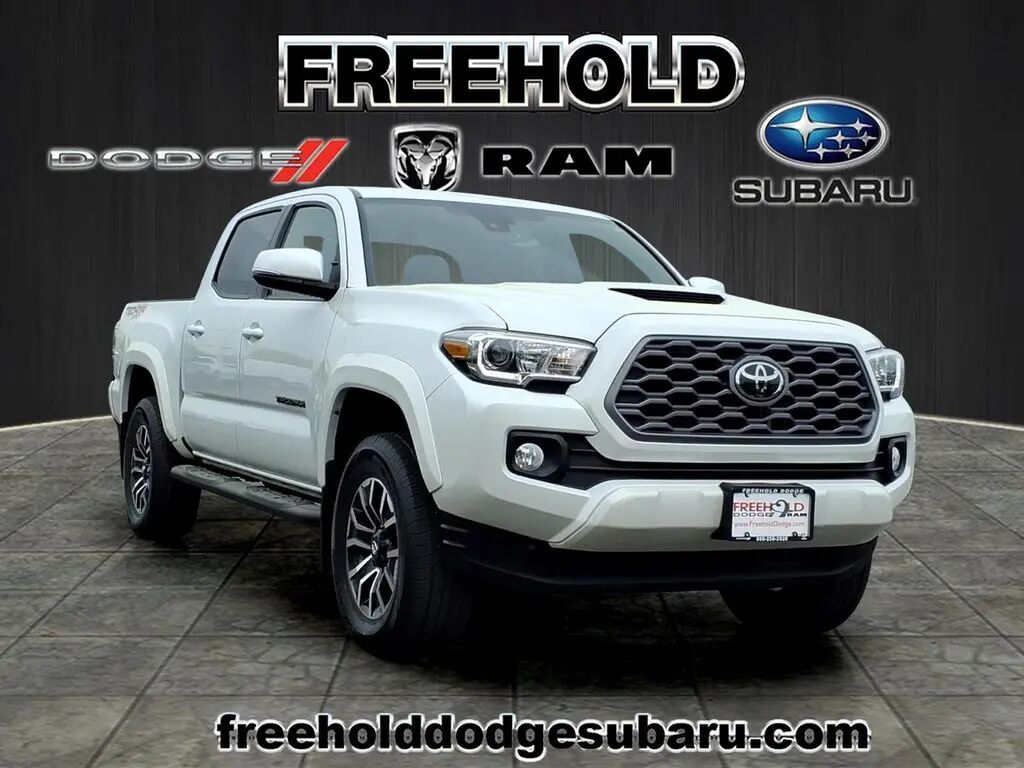 2023 Toyota Tacoma TRD Sport — photo 1 of 13