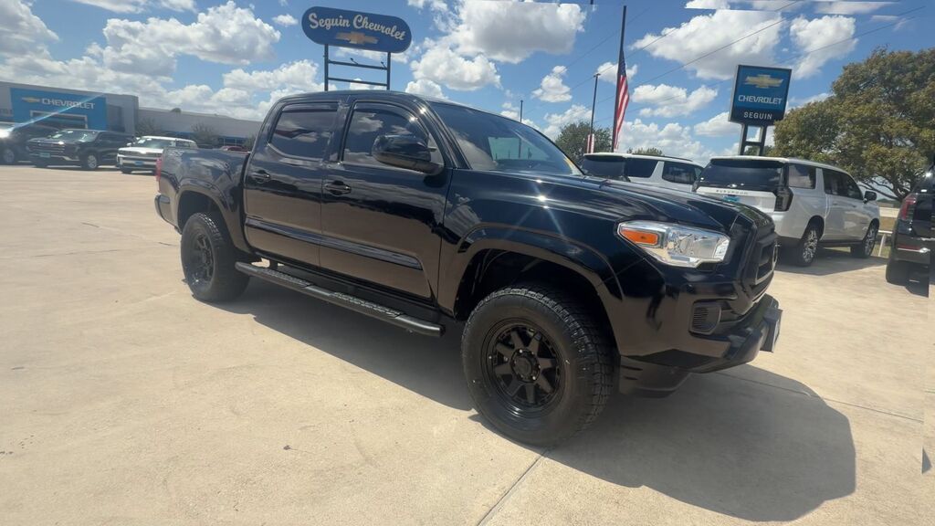 2023 Toyota Tacoma 4WD SR V6 — photo 1 of 7