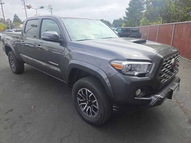 2023 Toyota Tacoma TRD Sport — photo 1 of 26