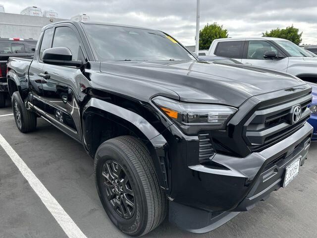 2025 Toyota Tacoma SR — photo 1 of 26