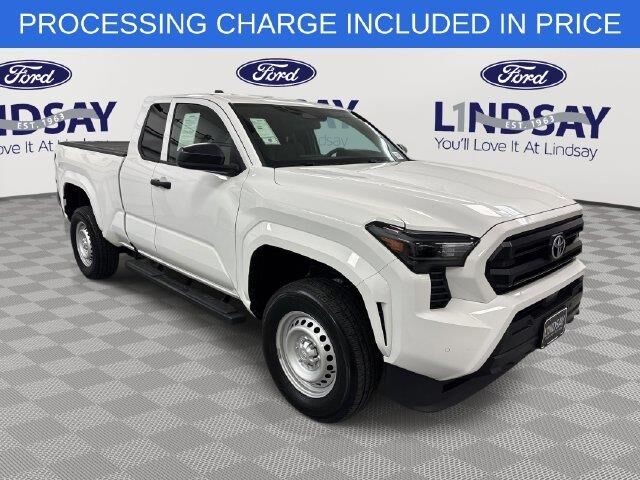 2025 Toyota Tacoma SR