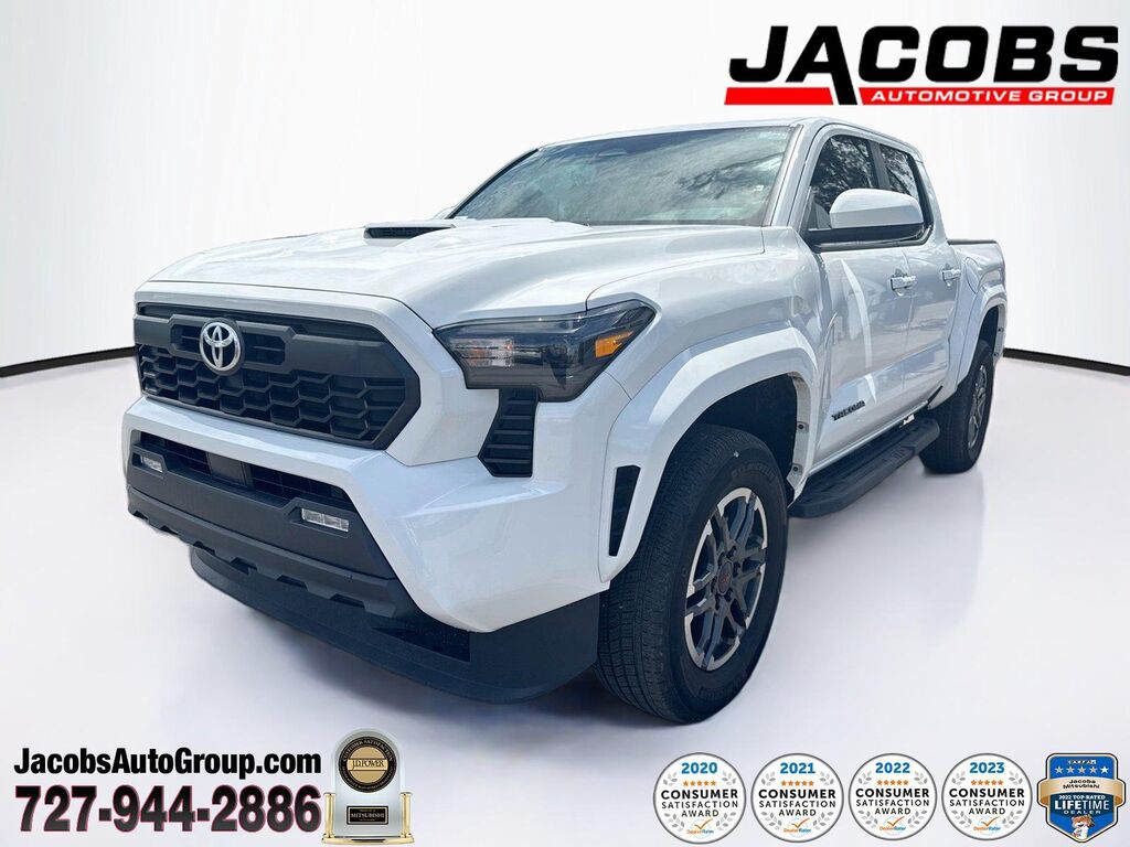 2024 Toyota Tacoma TRD Sport — photo 1 of 26