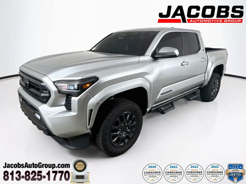 2025 Toyota Tacoma SR5 — photo 1 of 26