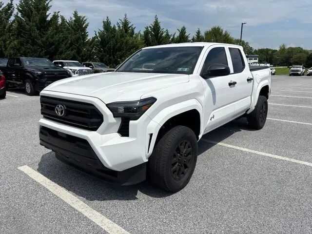 2025 Toyota Tacoma SR