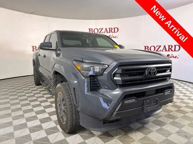 2026 Toyota Tacoma SR5 — photo 1 of 39