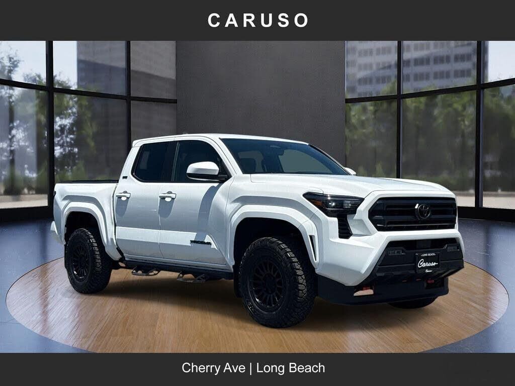 2025 Toyota Tacoma SR5 — photo 1 of 1