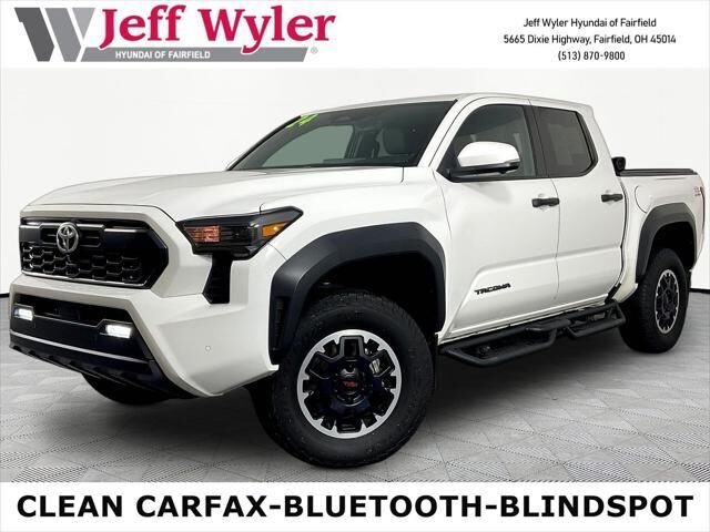 2024 Toyota Tacoma TRD Off-Road — photo 1 of 13