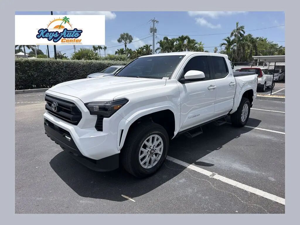 2024 Toyota Tacoma SR5 — photo 1 of 13