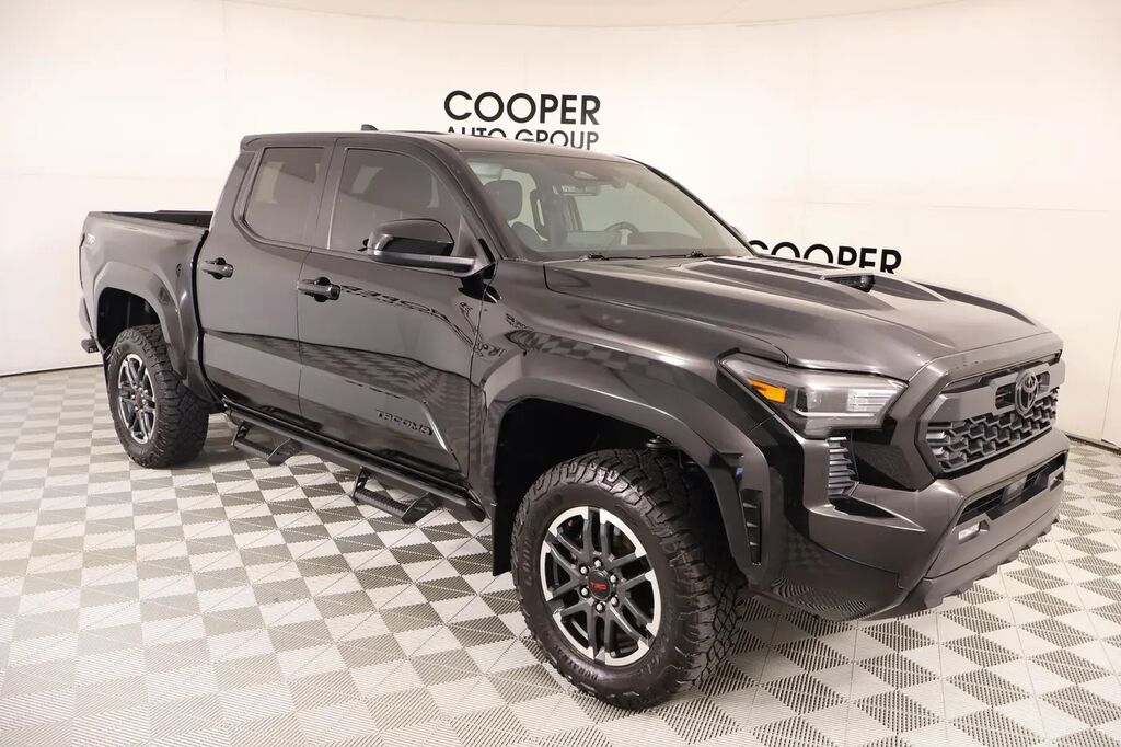 2024 Toyota Tacoma TRD Sport — photo 1 of 26