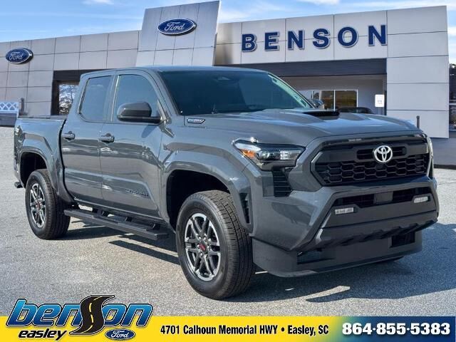 2025 Toyota Tacoma TRD Sport HV — photo 1 of 13