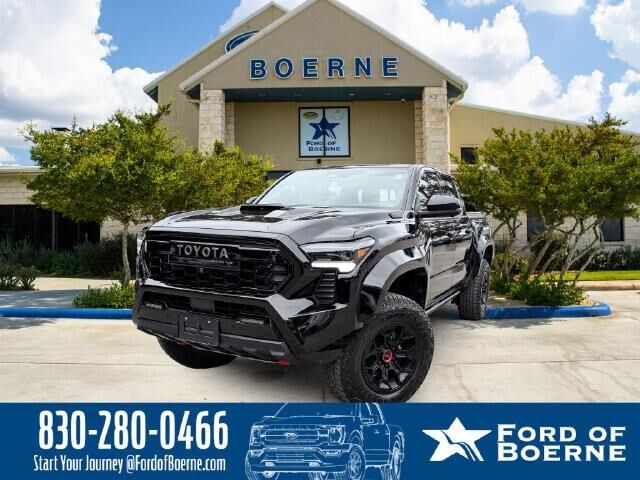 2026 Toyota Tacoma TRD Sport HV