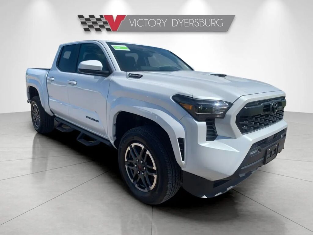 2025 Toyota Tacoma TRD Sport HV — photo 1 of 12