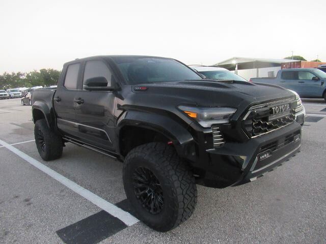 2025 Toyota Tacoma Trailhunter HV — photo 1 of 26