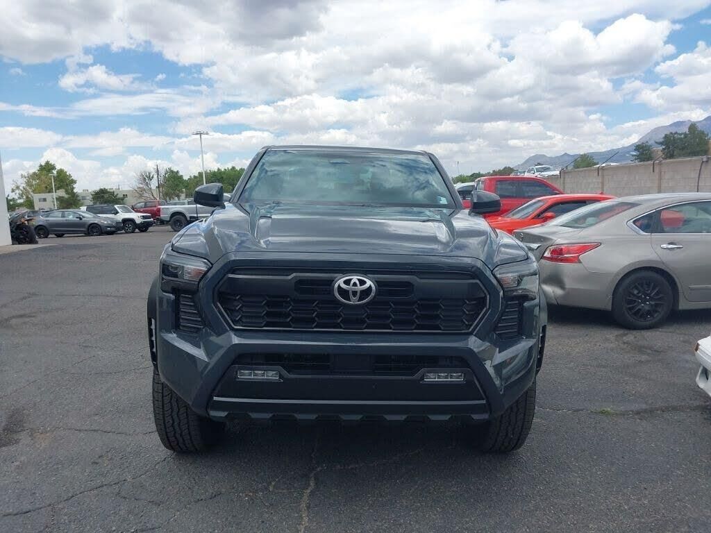 2025 Toyota Tacoma TRD Sport HV — photo 1 of 1