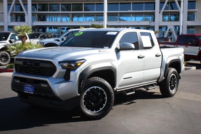 2024 Toyota Tacoma TRD Sport HV — photo 1 of 20