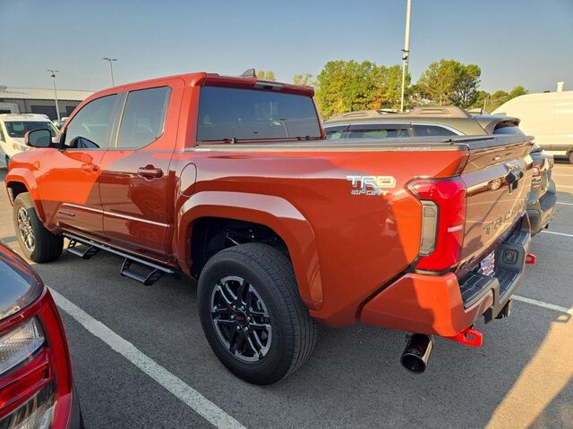 2025 Toyota Tacoma TRD Sport HV