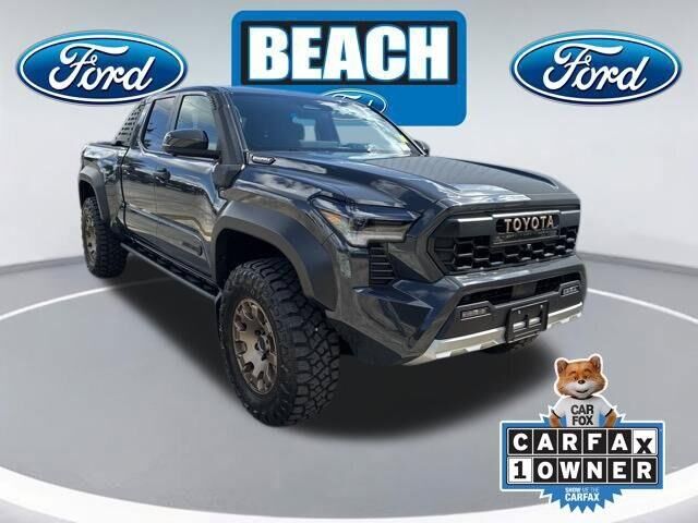 2026 Toyota Tacoma TRD Sport HV