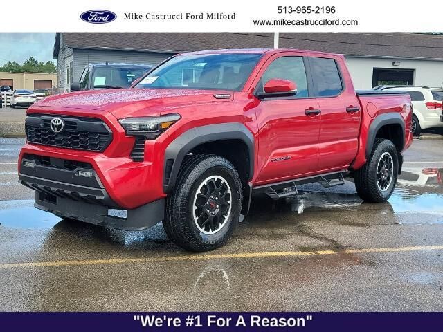 2025 Toyota Tacoma Trailhunter HV