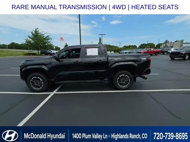 2024 Toyota Tacoma TRD Sport — photo 1 of 14