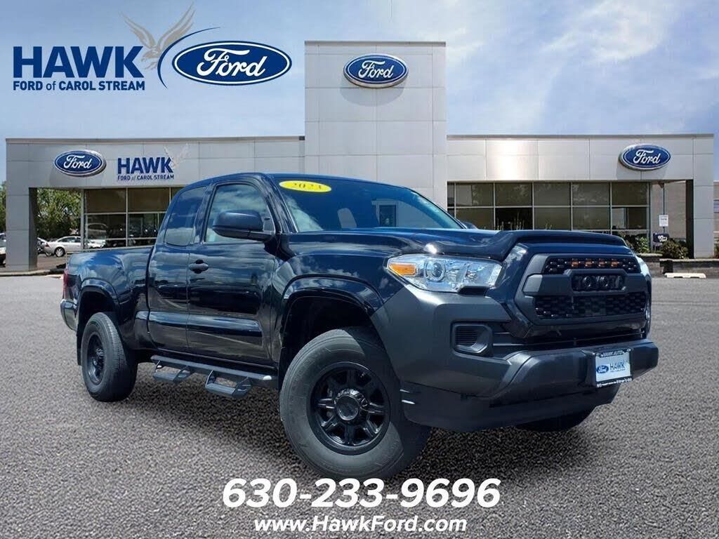 2023 Toyota Tacoma SR — photo 1 of 18