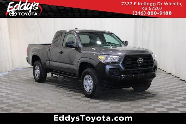 2022 Toyota Tacoma SR — photo 1 of 13