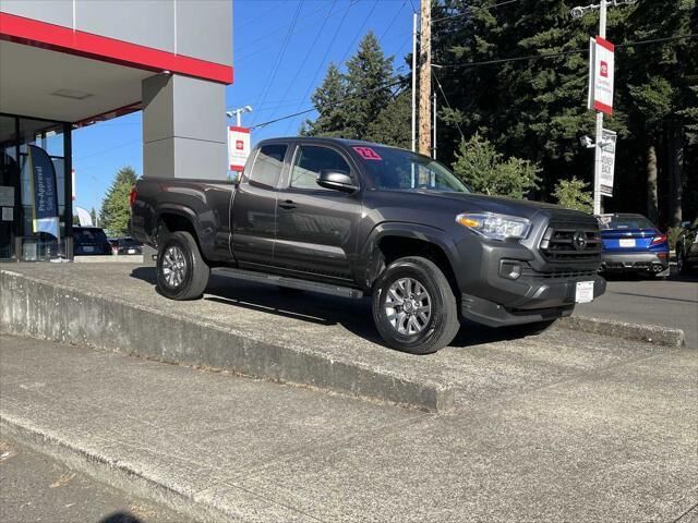 2022 Toyota Tacoma SR — photo 1 of 15