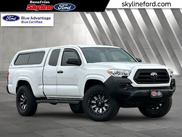 2022 Toyota Tacoma SR