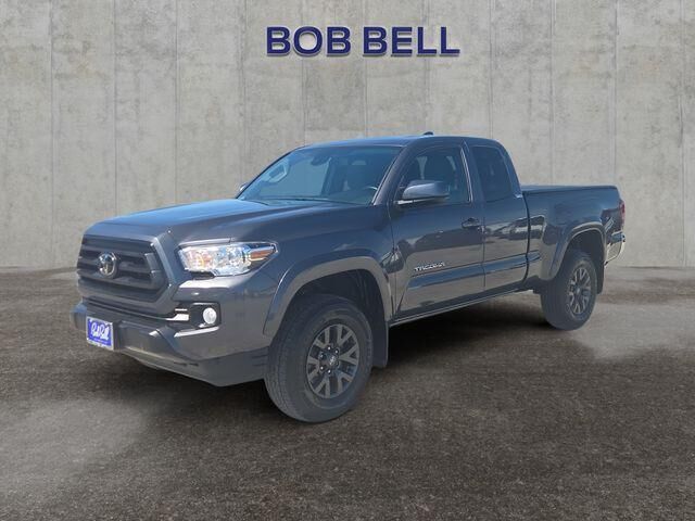 2022 Toyota Tacoma SR5 — photo 1 of 26