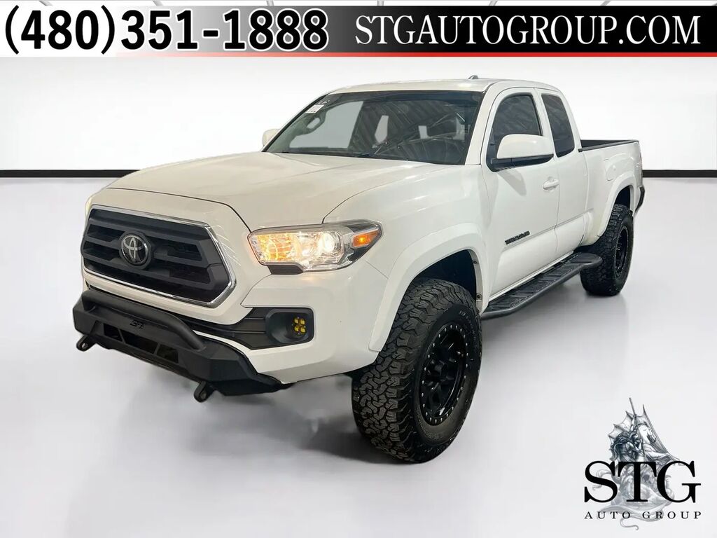 2021 Toyota Tacoma TRD Off-Road — photo 1 of 13