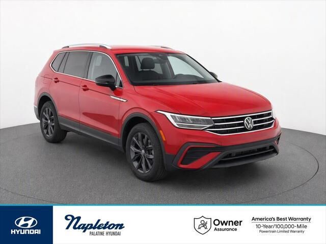 2022 Volkswagen Tiguan SE 4Motion — photo 1 of 13