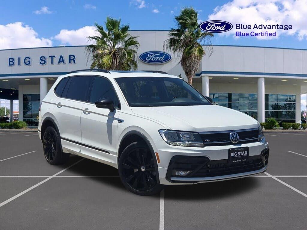 2020 Volkswagen Tiguan SE 4Motion — photo 1 of 1