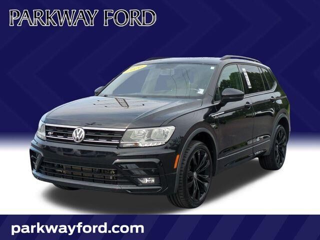 2020 Volkswagen Tiguan SE 4Motion — photo 1 of 39