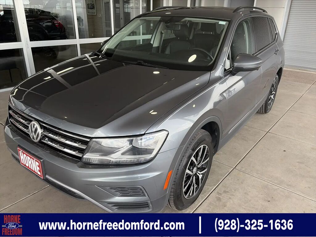2021 Volkswagen Tiguan SE 4Motion — photo 1 of 13