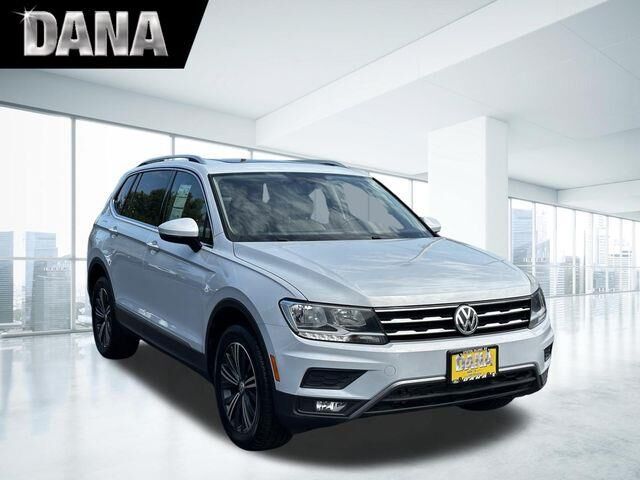 2018 Volkswagen Tiguan 2.0T SE 4Motion — photo 1 of 26