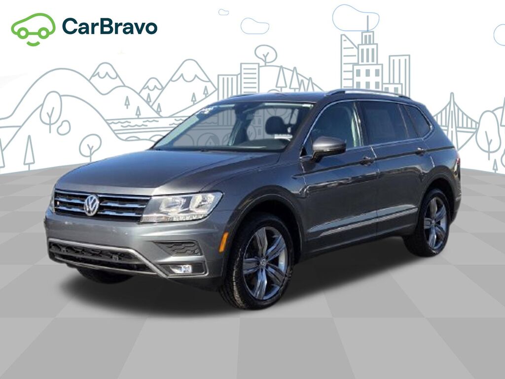 2020 Volkswagen Tiguan SE — photo 1 of 7