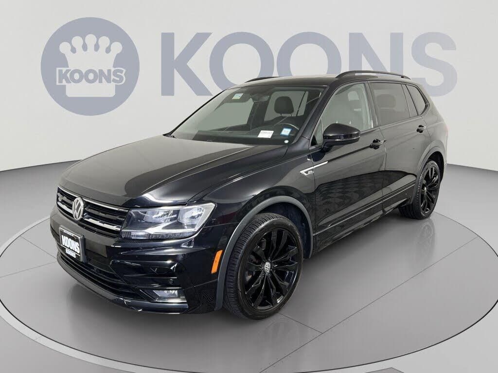 2021 Volkswagen Tiguan SE 4Motion — photo 1 of 1