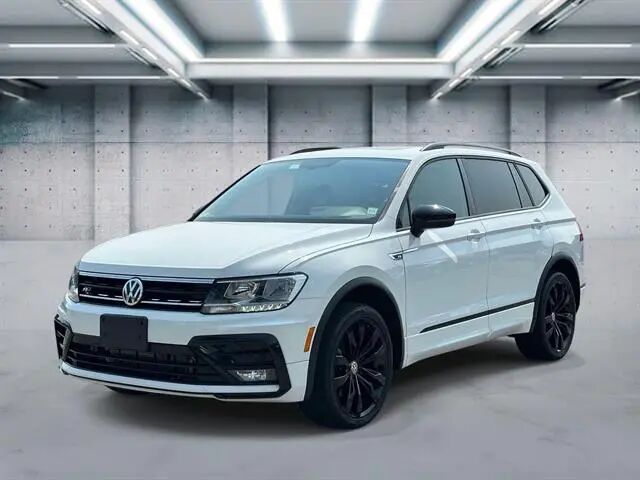 2021 Volkswagen Tiguan SE 4Motion — photo 1 of 35