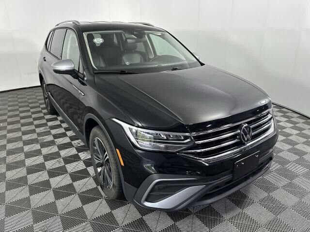 2024 Volkswagen Tiguan Wolfsburg Edition 4Motion — photo 1 of 13