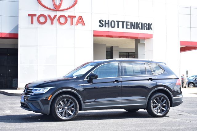 2024 Volkswagen Tiguan 2.0T SE — photo 1 of 13