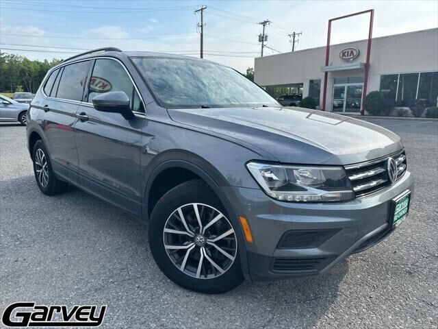 2019 Volkswagen Tiguan SEL R-Line Jet-Black 4Motion — photo 1 of 15