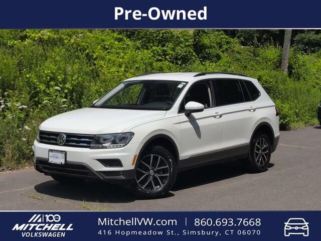 2021 Volkswagen Tiguan SE 4Motion — photo 1 of 13