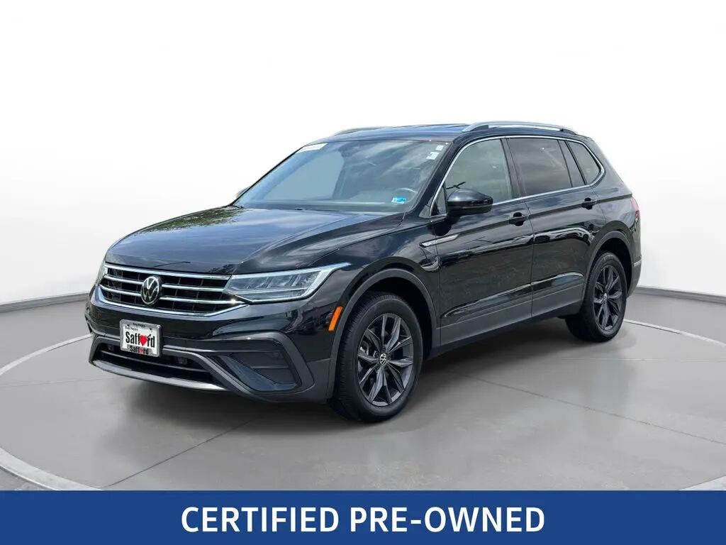 2023 Volkswagen Tiguan SE 4Motion — photo 1 of 25