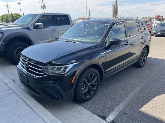 2024 Volkswagen Tiguan Wolfsburg Edition 4Motion — photo 1 of 5