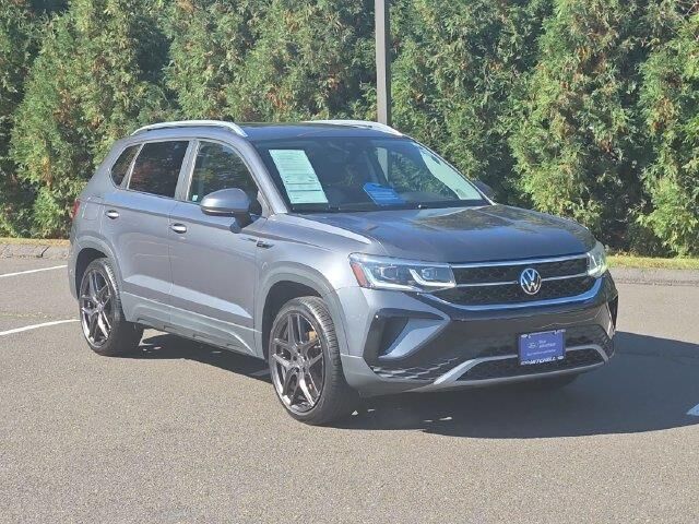 2022 Volkswagen Taos SEL 4Motion