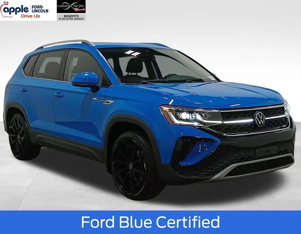 2023 Volkswagen Taos SEL 4Motion — photo 1 of 12
