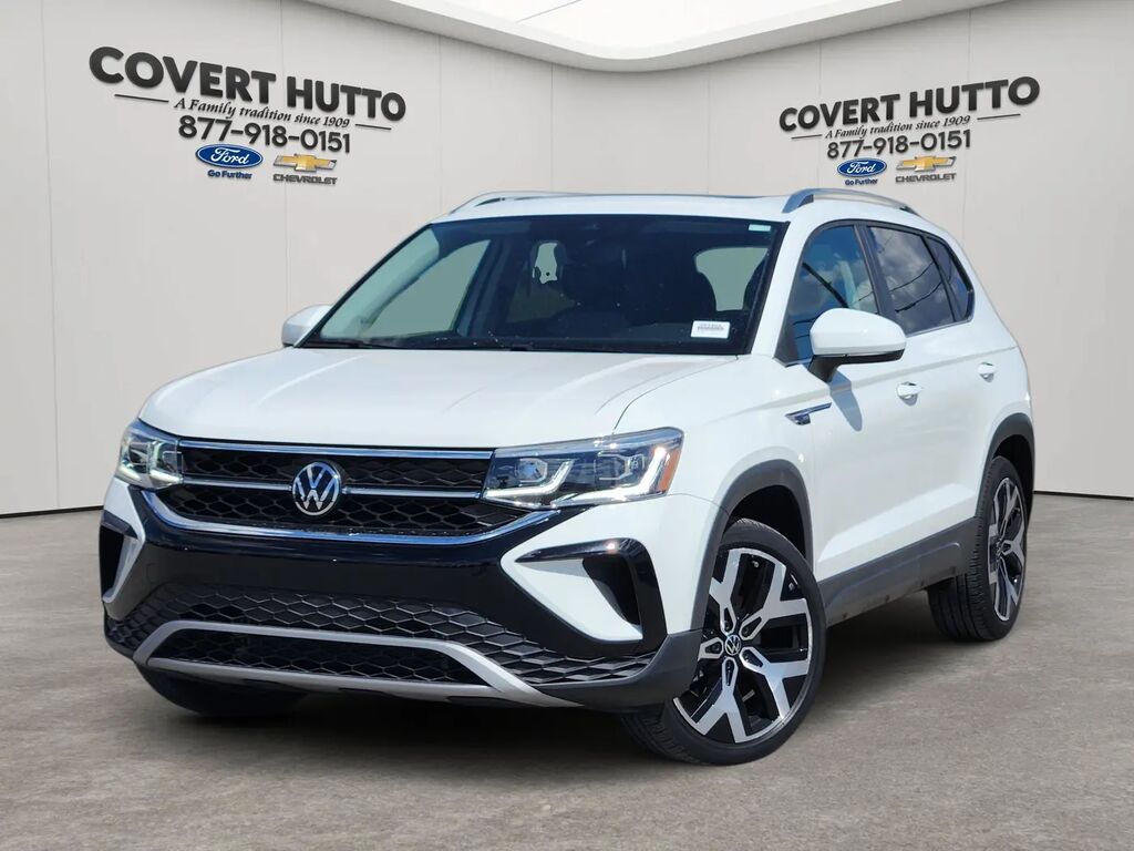 2022 Volkswagen Taos SEL 4Motion — photo 1 of 13