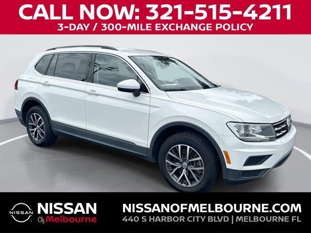 2020 Volkswagen Tiguan SE — photo 1 of 13